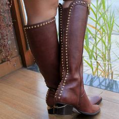 10+ melhor ideia de Botas femininas | botas femininas, botas, luz da lua