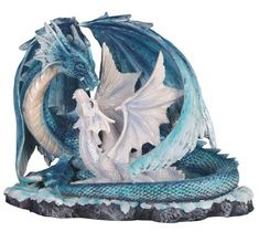 Full Color Design Toscano QS92709 Golden Yolk Dragon Hatchling Statue