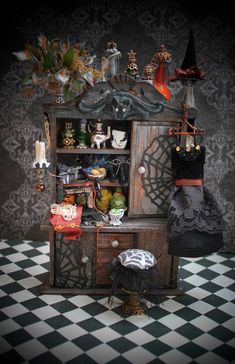 Wizard CDHM 1:12 DOLLSHOUSE sized Halloween Witch Magic Print Alchemist