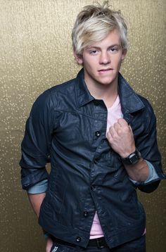 Mature lesbian couple get it on Sexy pictures of ross lynch
