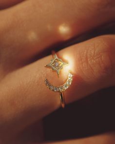 14K White Gold Textured Mini Heart Baby Ring Size 1 Length Width