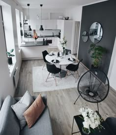 Super cute small area living. Kitchen Living, Kitchen Interior, Design Kitchen, Small Living Room With Dining Area, Living Area, Kitchen Layout