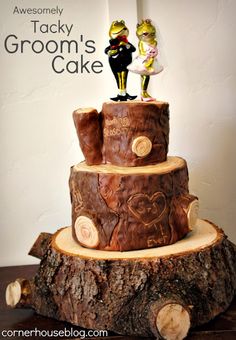 Wooden Log Grooms Cake Dont Love The Frogs But Rest Would Wooden Log Grooms Cake Dont Love The Frogs But Rest Would