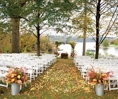 36 Amazing Fall Outdoor Wedding Ideas On A Budget Budgeting Nice Fall Weddings 5 Wedding Myths Busted Real