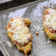 Baked Chicken Parmesan - wait until you check out that low carb breading! It's so easy and it's keto friendly! #recipe #keto #lowcarb Baked Chicken Parmesan - wait until you check out that low carb breading! It's so easy and it's keto friendly! #recipe #keto #lowcarb