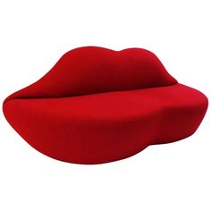 Lip Sofa Salvador Dali S Iconic Mae West Marilyn Lip Sofa Salvador Dali S Iconic Mae West Marilyn In 2018 Pinterest Lips And