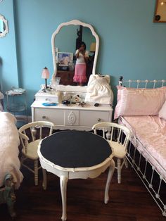 Shabby Children\'s Table and Chair set,Child\'s vintage activity table ... Shabby Children\'s Table and Chair set,Child\'s vintage activity table ...