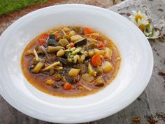 Sopa De Verduras O Menestra Primaveral Sopa De Verduras Verduras Recetas Bajas En Grasa