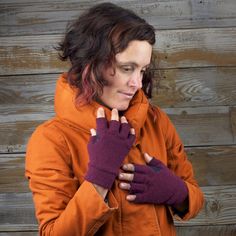 PBJ Winter Gloves Rhinestone Skull Half Finger Gloves Women Warm Knitted Cheap M