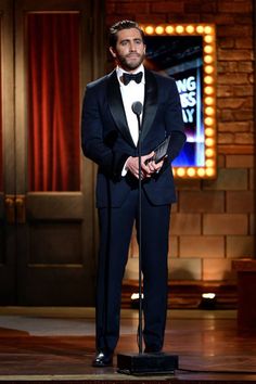 THEORY Mens Jake Slim Fit Flat Front Formal Tuxedo Pants 36 Navy Blue
