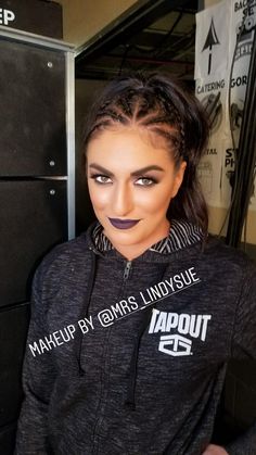 Sonya deville aus nazi-mädchen