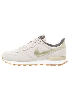 nike internationalist premium groen nike internationalist premium groen