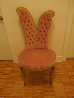 Vintage vanity chair with chalk paint and blue rose linen | For ... Vintage vanity chair with chalk paint and blue rose linen | For ...