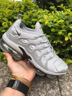 vapormax plus 42