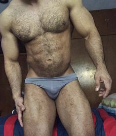 Gay chlpaté hrudník porno