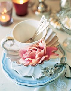 3Pcs Coffee Pot Cup and Saucer Set Dollhouse Miniature Home Decor NM$T