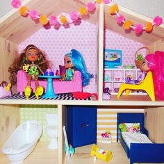 FLISAT Doll house/wall shelf Doll roombox, dioramas
