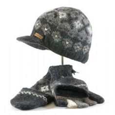 Uosliks Brown Fun Boston Terrier Dog Pattern Comfortbale Soft Slouchy Collection Knit Hats Skull Cap Winter Ski Baggy Hat