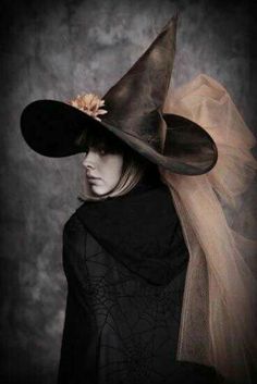 14 Ideas De Brujas Brujas Arte De La Bruja Ilustraciones