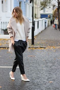 48 melhores imagens de leather joggers | Looks, Moda e Look 48 melhores imagens de leather joggers | Looks, Moda e Look