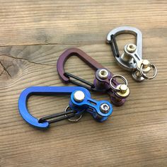 Titanium Ti KeyChain Sidewind Tactical Key Ring Organization Belt Hook QuickDraw