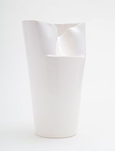 15 Best Unique Vases Images Flowers Vase Latte Unique Flower Vase White Vases Arrangements Milk