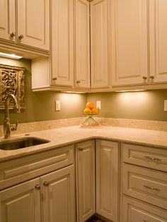 Classic White Kitchen Cabinets Classic Kitchen Cabinets Alluring Cottage Style Kitchen Cabinets 2018 Classic White Kitchen Cabinets Classic Kitchen Cabinets Extraordinary Cottage Style Kitchen Cabinets Review