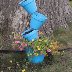 Transform your garden with these creative flower pot ideas! // #gardening #diy #plants #planting #nifty Container Gardening, Yard Art, Planters, Outdoor, Garden Pots, Garden Projects, Garden Decor, Diy Garden, Garden Crafts