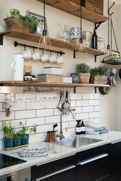 etagere murale cuisine, cuisine rustique avec etagere murale cuisine
