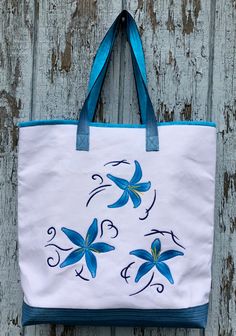 SMALL TOTE BAGgift centerpiece with schoolembroidery
