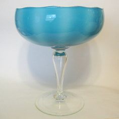 Large Bowl Long-Stem WINE GLASS Hand-Painted Blue Snowflakes 8-3//8/" Tall