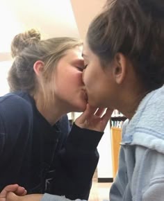 fekete leszbikus hookup