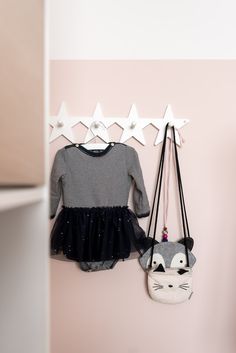 kinderzimmermöbel indien nursery kinderzimmer einrichten tipps für mehr kuschelatmospähre im kinderzimmer kinderzimmerdeko babyzimmer 95 besten bilder auf pinterest in 2018 newborn room kinderzimmermöbel indien nursery kinderzimmer einrichten tipps für mehr kuschelatmospähre im kinderzimmer kinderzimmerdeko babyzimmer 95 besten bilder auf pinterest in 2018 newborn room