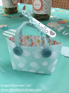 15 Decorative Paper Bags Gift Bags. Vintage Style Paper Bags Damask Merchandise Bags