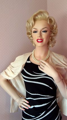 Les 20+ meilleures images de Mannequins Marilyn Monroe | marilyn monroe, mannequins, monroe
