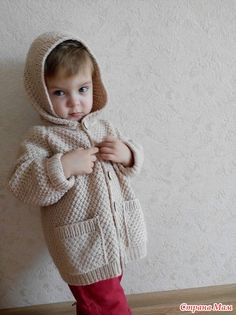 Всем привет! Доброго времени суток! Давайте сразу познакомимся. Меня зовут Даша, обращайтесь ко мне на ТЫ;. Если в процессе вязание будут возникать вопросы - постараюсь ответить на все.