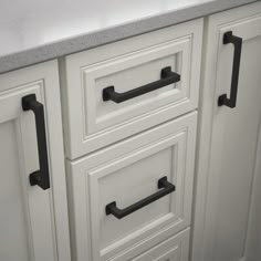 B /& Q Polished Chrome Door Handle 10cm x 3.5cm