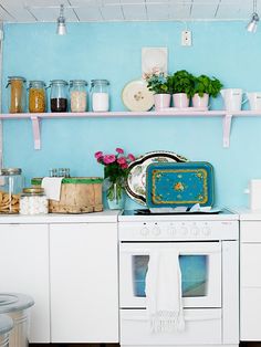 25 amazing retro kitchen tiles designs kitchens interiors and 50s