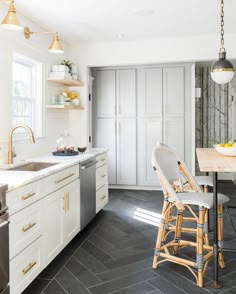 10 Best Herringbone Tile Floors Images Kitchen 10 Best Herringbone Tile Floors Images