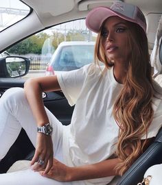 184 mejores imágenes de Chicas con gorras | Chicas, Gorras, Fotos con