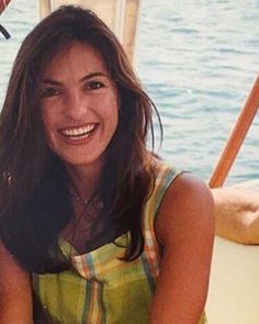 84 Ideas De Mariska Hargitay Ley Y El Orden Actrices Ley Y Orden Uve