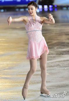 yuna kim camel toe yoga ass sexy nude