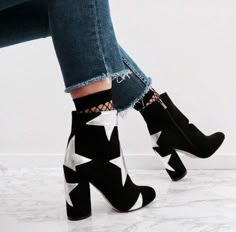 2427 Best Women's Shoes images in 2019 | Shoes, Shoe boots 2427 Best Women's Shoes images in 2019 | Shoes, Shoe boots
