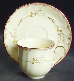 Dinnerware Stand: Clear Plastic Lucite Cup, Saucer, and Plate Stands ... Dinnerware Stand: Clear Plastic Lucite Cup, Saucer, and Plate Stands ...