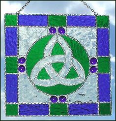 Stained Gl Suncatcher Green Gold Celtic Knot Design 14 Stained Gl Trinity Knot Suncatcher W Nuggets Sun Catcher X