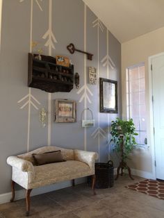 Great Idea To Spice Up A Wall With Paint Pattern And Accessories No Wallpaper In Great Idea To Spice Up A Wall With Paint Pattern And Accessories No Wallpaper In