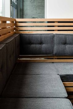kleine zimmerrenovierung food design banquette, the 648 best fixed seating/booths images on pinterest in 2018 | cafe, Innenarchitektur