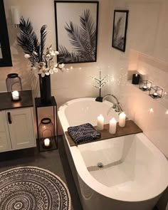 Hoy es un día ideal para relajarnos!! #Bañeras #BañerasExentas #Baños #DecoracióndeBaños #EntornoBaño #Madrid #Showroom Bathroom Remodelling, Bathroom Goals, Small Bathroom, Bathroom Design, Bathroom Inspiration, Bathroom Decor, Bathroom Remodeling, Bathrooms Remodel, Master Bathroom