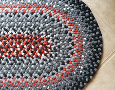 My Second Braided Rug Made Of Wool By Me Floor Art My Second Braided Rug Made Of Wool By Me Floor Art Pinterest Black