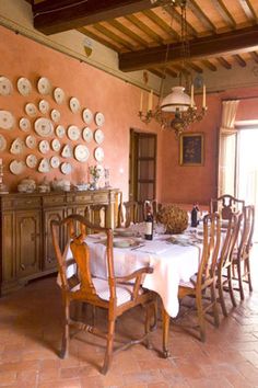 334 Best Italian Style Home Decor Images On Pinterest House Italian Dining Room Beautiful Wall Color Almost Impossible To Achieve Unless Your Walls Are Over 200 Years Old Michelle Style Home Decor